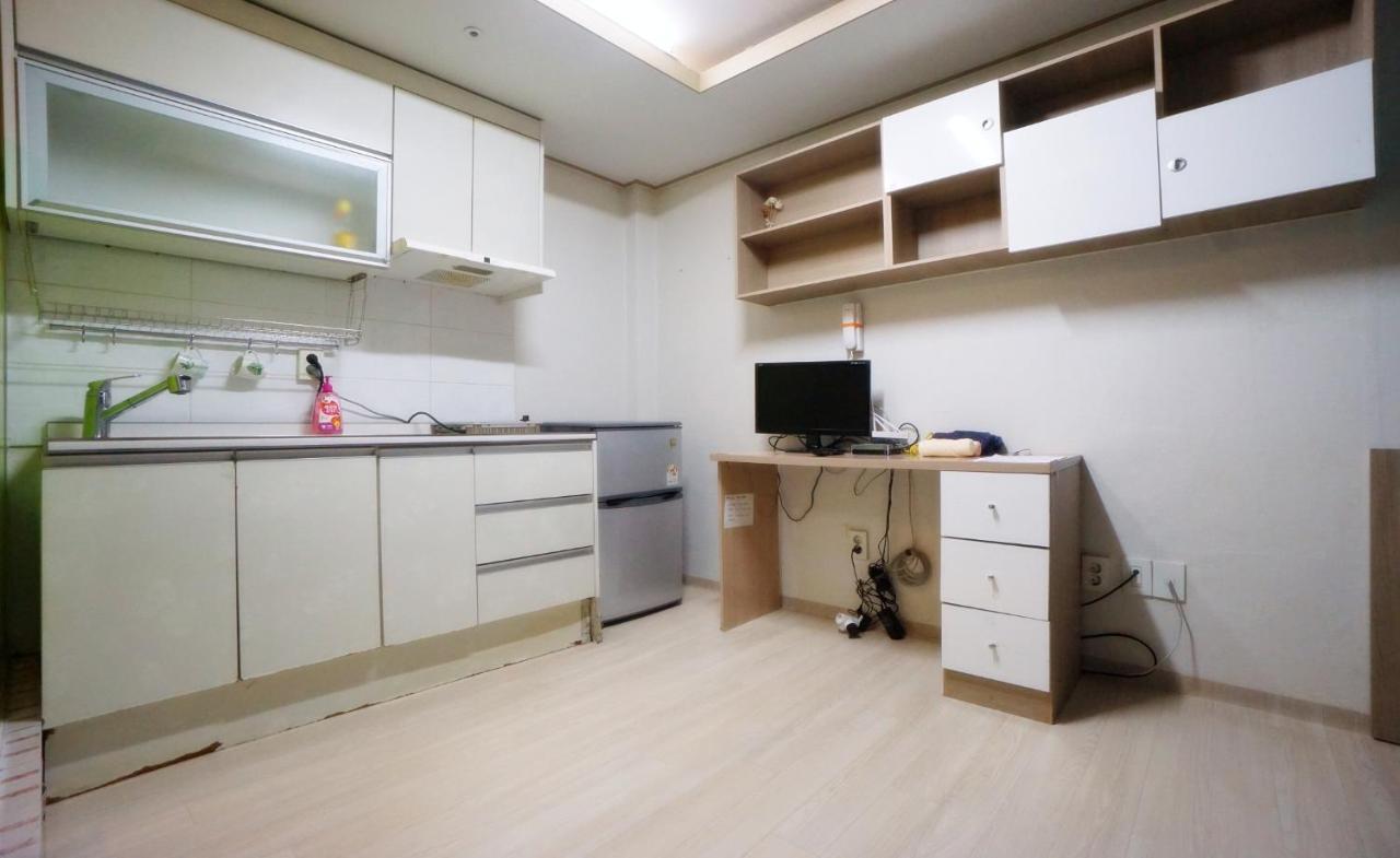 Open House Apgujeong-Rodeo ,Cony Hotel Сеул Екстериор снимка