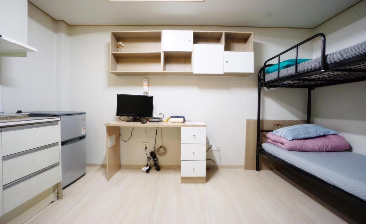 Open House Apgujeong-Rodeo ,Cony Hotel Сеул Екстериор снимка