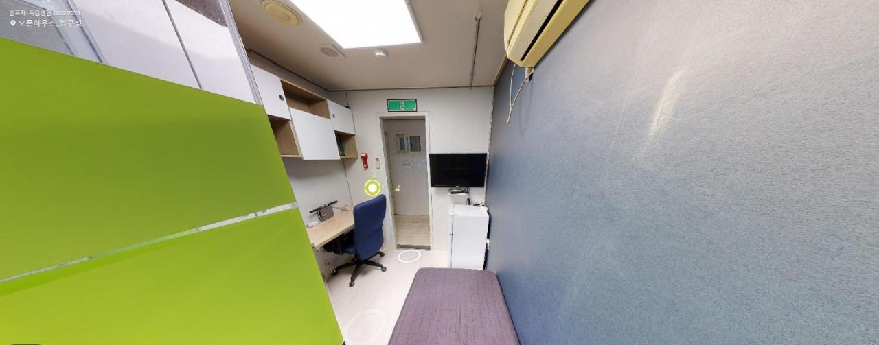 Open House Apgujeong-Rodeo ,Cony Hotel Сеул Екстериор снимка