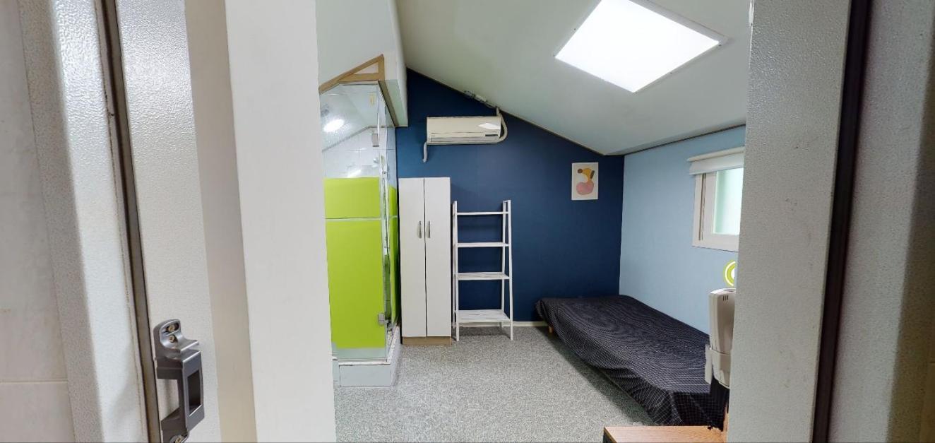 Open House Apgujeong-Rodeo ,Cony Hotel Сеул Екстериор снимка