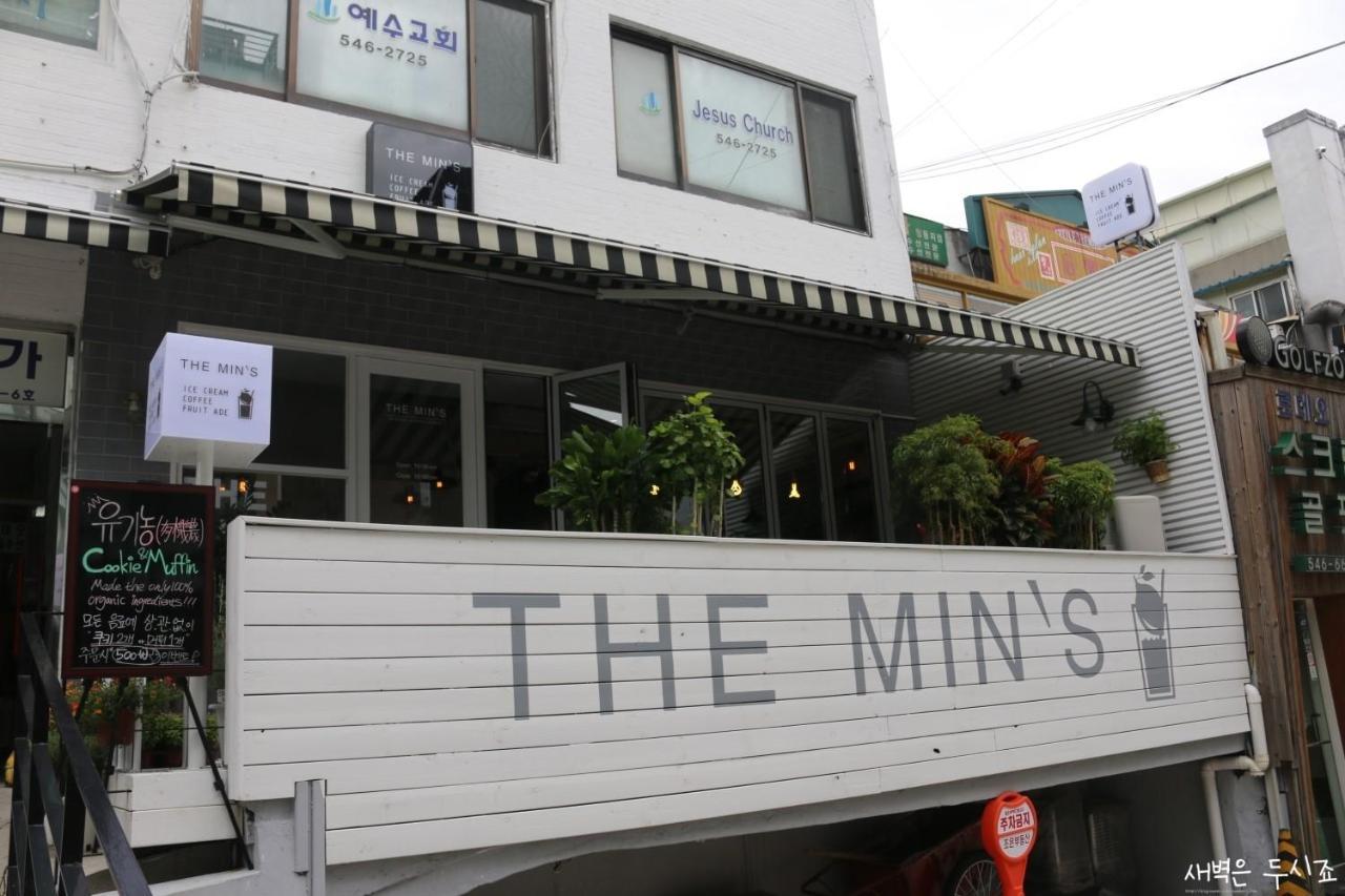 Open House Apgujeong-Rodeo ,Cony Hotel Сеул Екстериор снимка