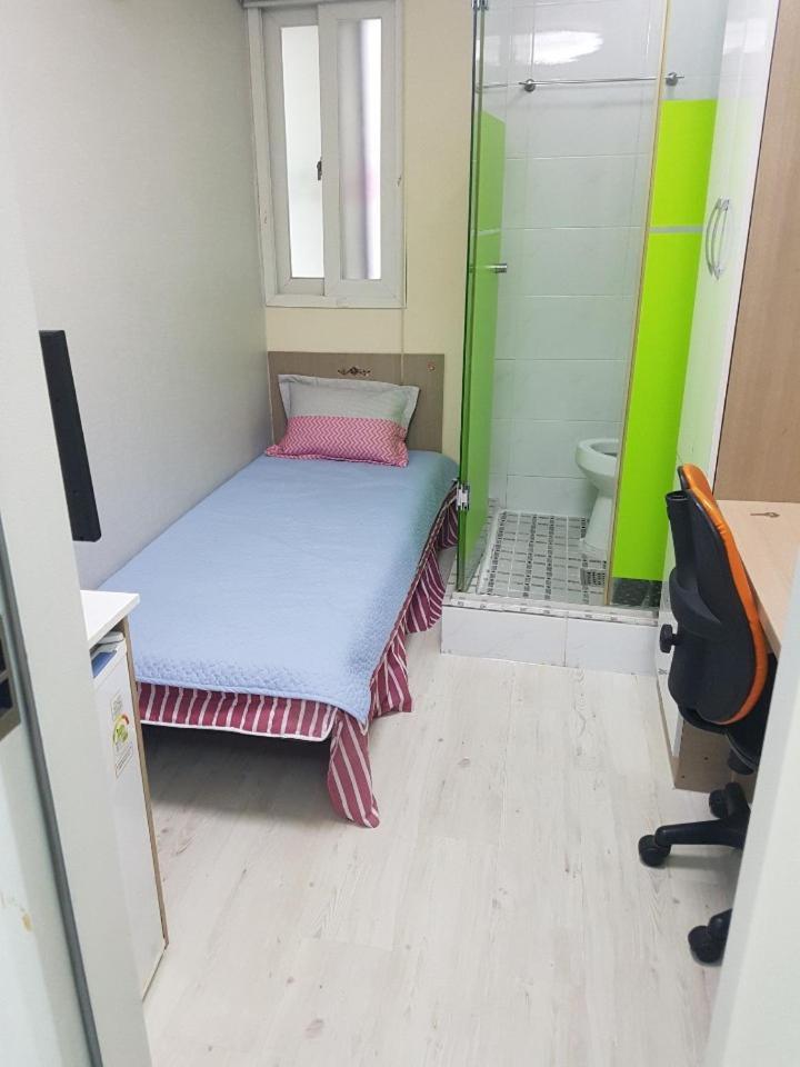 Open House Apgujeong-Rodeo ,Cony Hotel Сеул Екстериор снимка