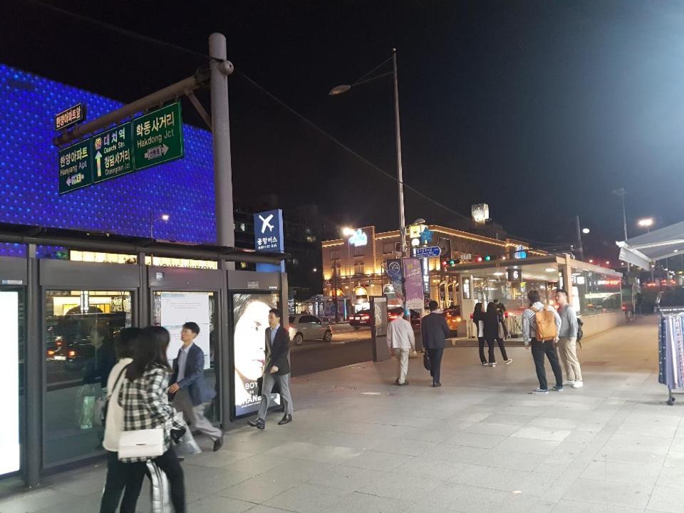 Open House Apgujeong-Rodeo ,Cony Hotel Сеул Екстериор снимка