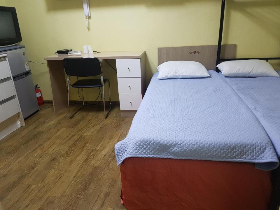 Open House Apgujeong-Rodeo ,Cony Hotel Сеул Екстериор снимка
